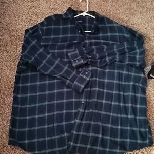 Men's Forest Green and White Button Down Flannel Shirt